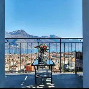https://ulivi-on-the-lake.it-lombardy.com